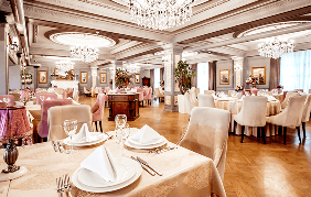 Elegant empty dining hall
